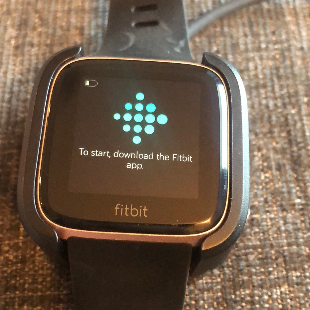 Fitbit versa special edition rose gold